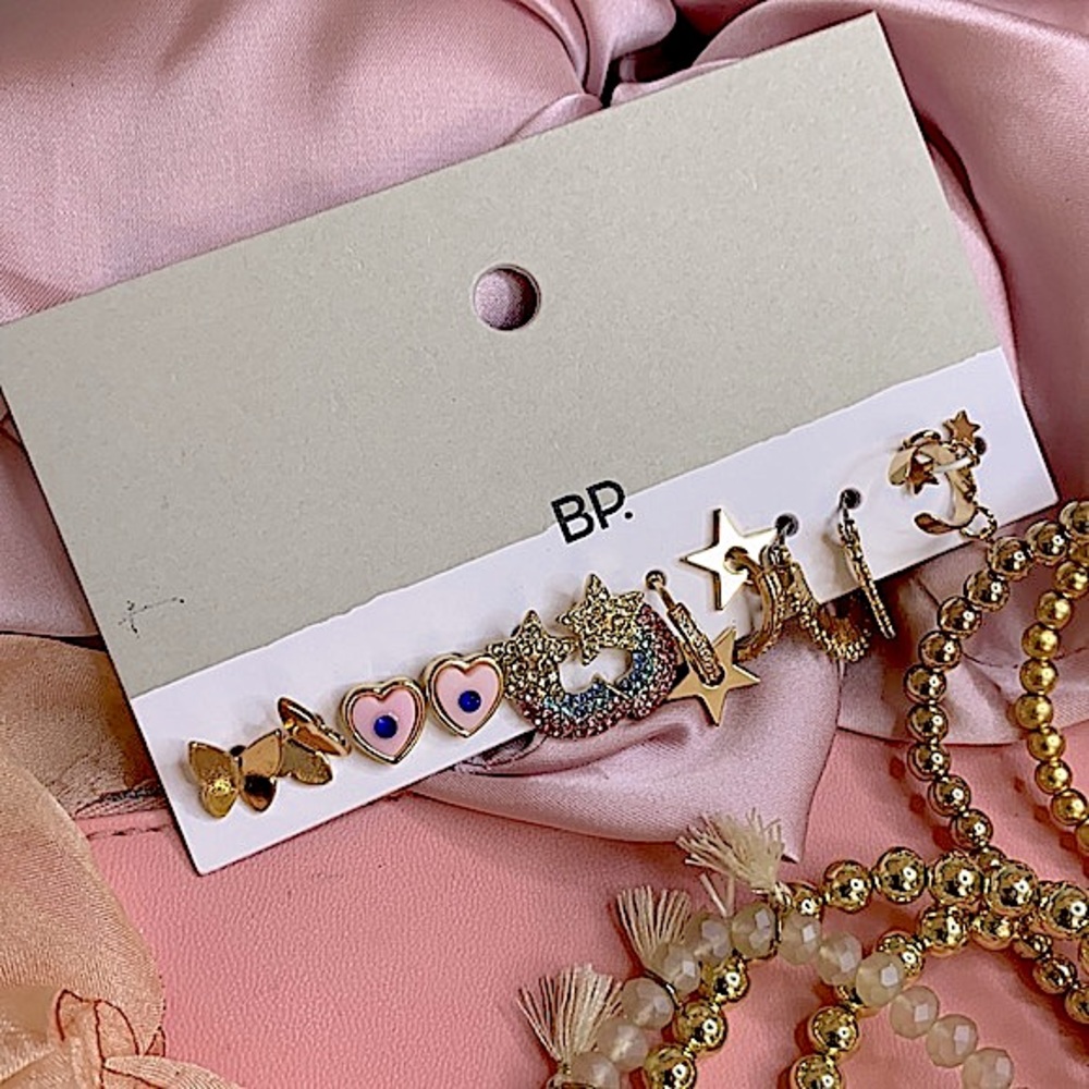 5 Pairs ✨ + ear cuff shooting 💫 set